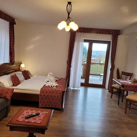 Aparthotel Safari - Chateau Borovany (Ceske Budejovice)