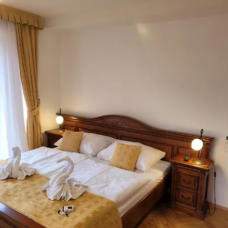 Aparthotel Safari - Chateau 4*