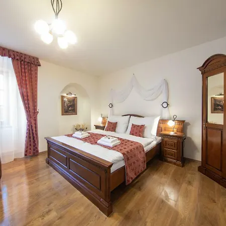 Aparthotel Safari - Chateau *
