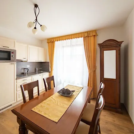 Aparthotel Safari - Chateau Borovany (Ceske Budejovice)