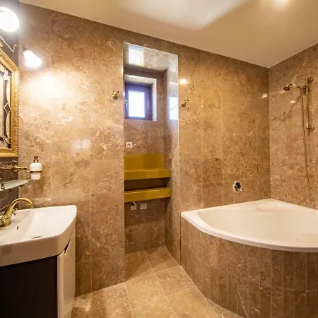 Safari - Chateau 4*